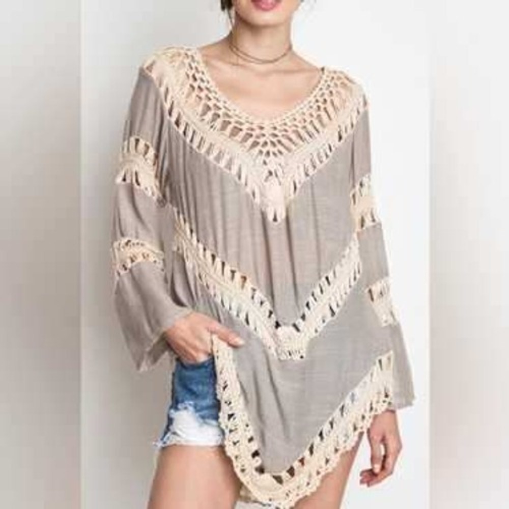 Umgee USA Crochet Trim Boho Tunic Poncho Top Gray Beige Coachella Festival Small